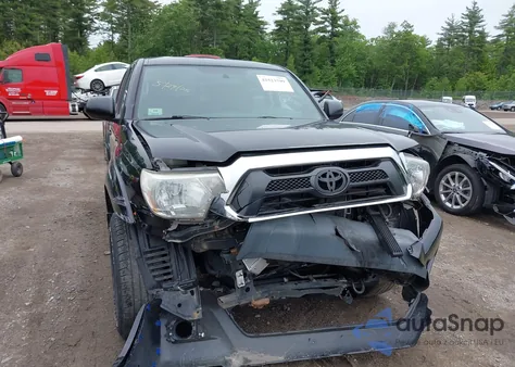 2015 Toyota Tacoma Base V6 из США, поврежденный, VIN 3TMLU4EN2FM202275